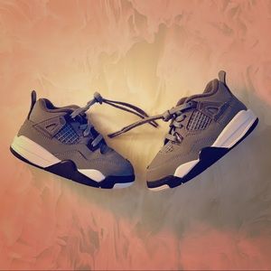 🎉SOLD🎉Air Jordan 4 “Cool Grey” toddler 7